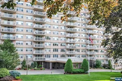 555 North Avenue 11E #11E, Fort Lee, NJ 07024 - Photo 32