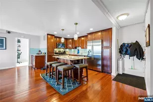 555 North Ave 11E, Fort Lee, NJ 07024 - Photo 2