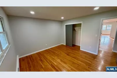 716 Jefferson Avenue Apt 2 #Apt 2, Cliffside Park, NJ 07010 - Photo 14