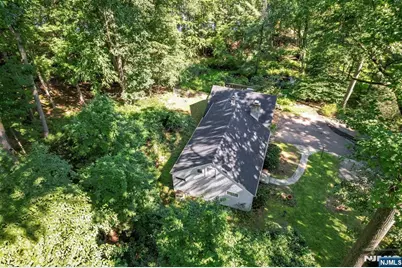 2 Nydam Lane, Franklin Lakes, NJ 07417 - Photo 16