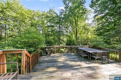 2 Nydam Lane, Franklin Lakes, NJ 07417 - Photo 8