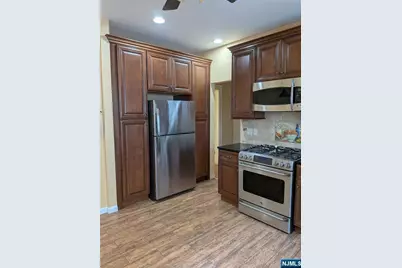 206 Highland Avenue, Kearny, NJ 07032 - Photo 10