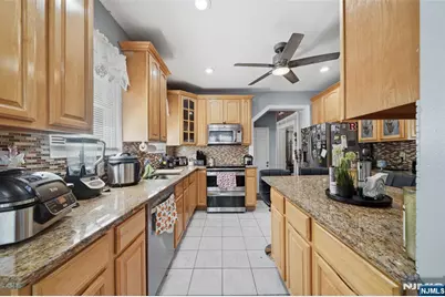 103 Fort Lee Road, Bogota, NJ 07603 - Photo 20