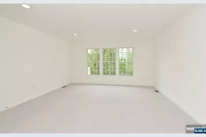 99 Windsor Lane, Ramsey, NJ 07446 - Photo 18