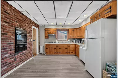 130 Rowland Avenue, Clifton, NJ 07012 - Photo 2