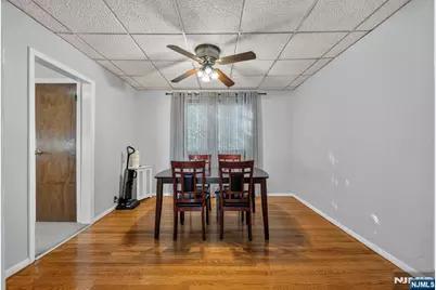 130 Rowland Avenue, Clifton, NJ 07012 - Photo 8