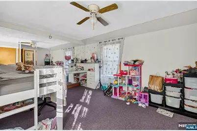 130 Rowland Avenue, Clifton, NJ 07012 - Photo 16