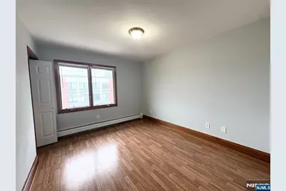 476 Highland Avenue Right #right, Palisades Park, NJ 07650 - Photo 12