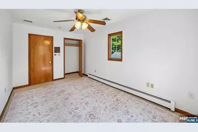 26 Grandview Avenue, Oakland, NJ 07436 - Photo 10