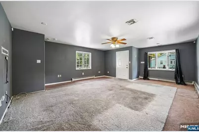26 Grandview Avenue, Oakland, NJ 07436 - Photo 2