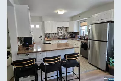 47 Worth, Hackensack, NJ 07601 - Photo 2