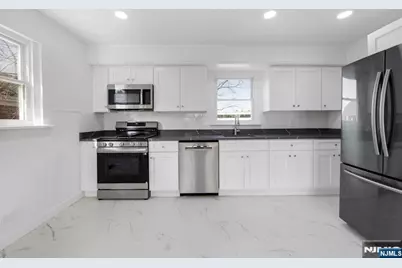 380 Grand Avenue, Leonia, NJ 07605 - Photo 1