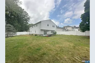 217 Rockland Avenue, Norwood, NJ 07648 - Photo 2