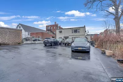236-238 Stuyvesant 2 #2, Lyndhurst Township, NJ 07071 - Photo 2
