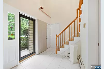 5 Valen Court 1 #1, Franklin Lakes, NJ 07417 - Photo 4