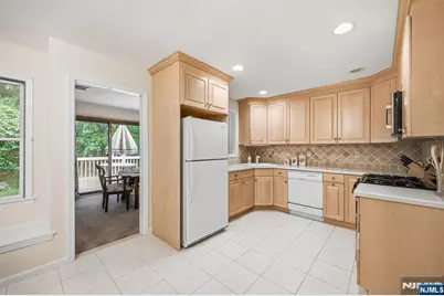 5 Valen Court 1 #1, Franklin Lakes, NJ 07417 - Photo 18