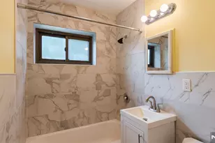 3021 Edwin 2J, Fort Lee, NJ 07024 - Photo 8