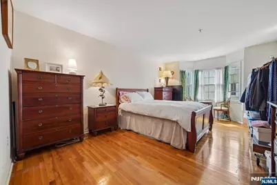 249 The Promenade, Edgewater, NJ 07020 - Photo 8