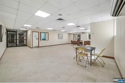 2150 Center Avenue 15E #15E, Fort Lee, NJ 07024 - Photo 32