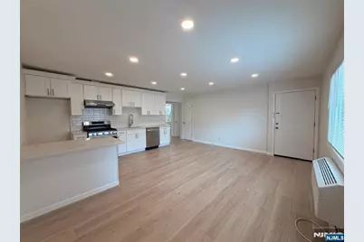 291 Garibaldi Avenue #21, Lodi, NJ 07644 - Photo 2