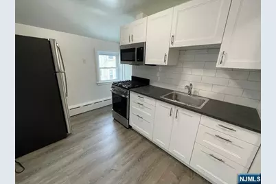 183 County Road Rear 2nd Fl- #Rear 2nd Fl-, Tenafly, NJ 07670 - Photo 6