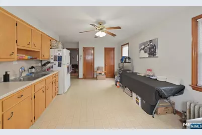 425 New Milford Avenue, Dumont, NJ 07628 - Photo 10