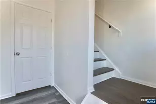 586 15th Ave, Newark, NJ 07103 - Photo 8