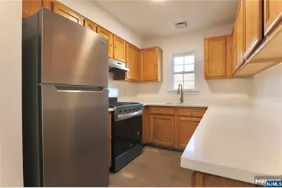 586 15th Avenue, Newark, NJ 07103 - Photo 24