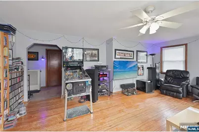 425 New Milford Avenue, Dumont, NJ 07628 - Photo 8