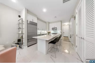 3 Somerset Lane X307 #x307, Edgewater, NJ 07020 - Photo 10