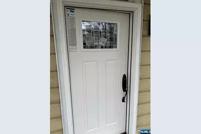 18 S Mountain Avenue 1 #1, Cedar Grove, NJ 07009 - Photo 2