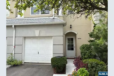 8703 Brittany 8703 #8703, Wayne, NJ 07470 - Photo 2