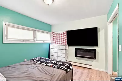 1528 Washington Avenue, Pompton Lakes, NJ 07442 - Photo 10
