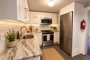 109 Willow Ter, Hoboken, NJ 07030 - Photo 6