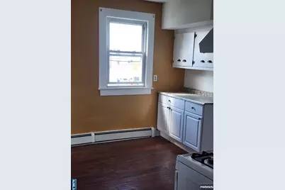 26 Union 2 #2, Lodi, NJ 07644 - Photo 8