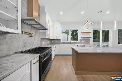 167 Palisades, Emerson, NJ 07630 - Photo 18