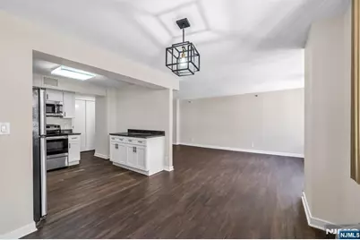 316 Prospect Avenue 12C #12C, Hackensack, NJ 07601 - Photo 6