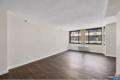 316 Prospect Avenue 12C #12C, Hackensack, NJ 07601 - Photo 12