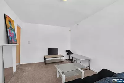 133 Maple Avenue 303 #303, East Orange, NJ 07017 - Photo 18
