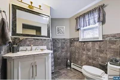 198 Munn Avenue, Teaneck Township, NJ 07666 - Photo 24