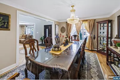 198 Munn Avenue, Teaneck Township, NJ 07666 - Photo 8