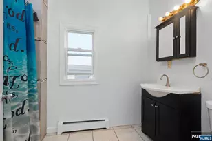 596 19th St, Newark, NJ 07103 - Photo 4