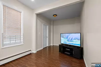 596 19th Street, Newark, NJ 07103 - Photo 6
