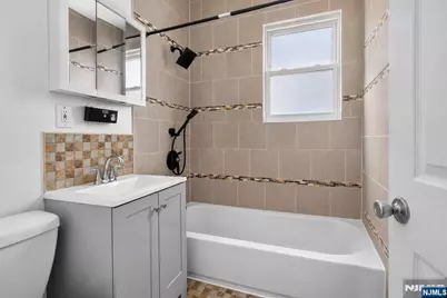 596 19th Street, Newark, NJ 07103 - Photo 30
