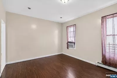 596 19th Street, Newark, NJ 07103 - Photo 16