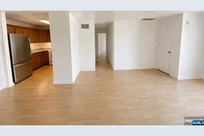 39 Union Street 201 #201, Hackensack, NJ 07601 - Photo 6