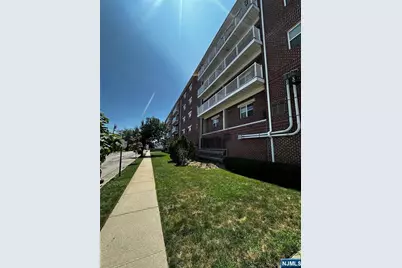 39 Union Street 201 #201, Hackensack, NJ 07601 - Photo 2