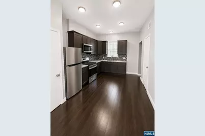 279 6th Street, Newark, NJ 07107 - Photo 6