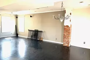 266 Livingston Ave 2, Lyndhurst Township, NJ 07071 - Photo 4
