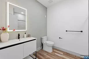 1435 10th Street 409, Fort Lee, NJ 07024 - Photo 10
